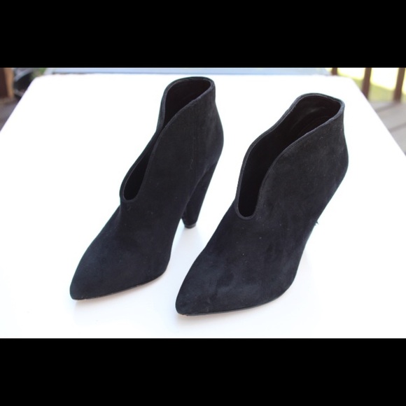 Vince Camuto booties - Picture 3 of 12